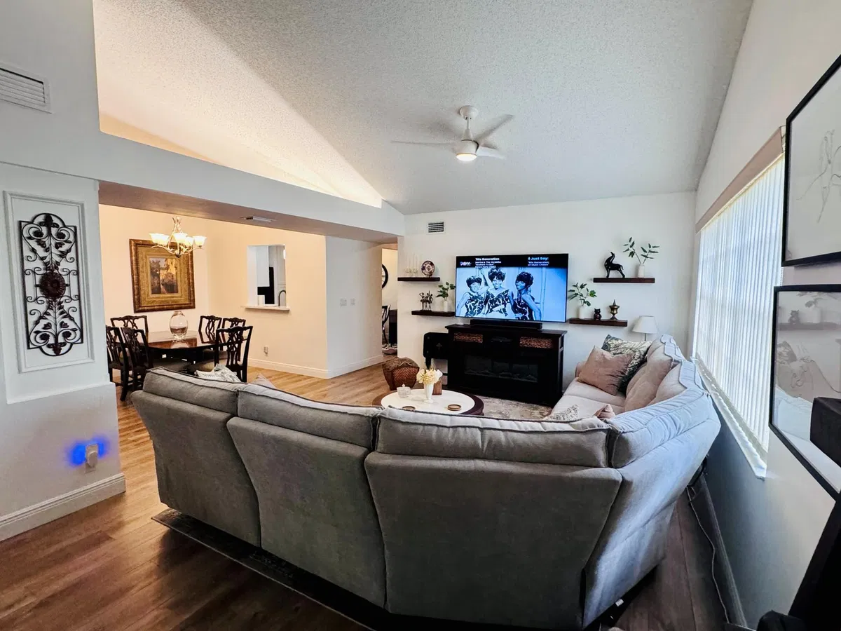 Residence photo 28
