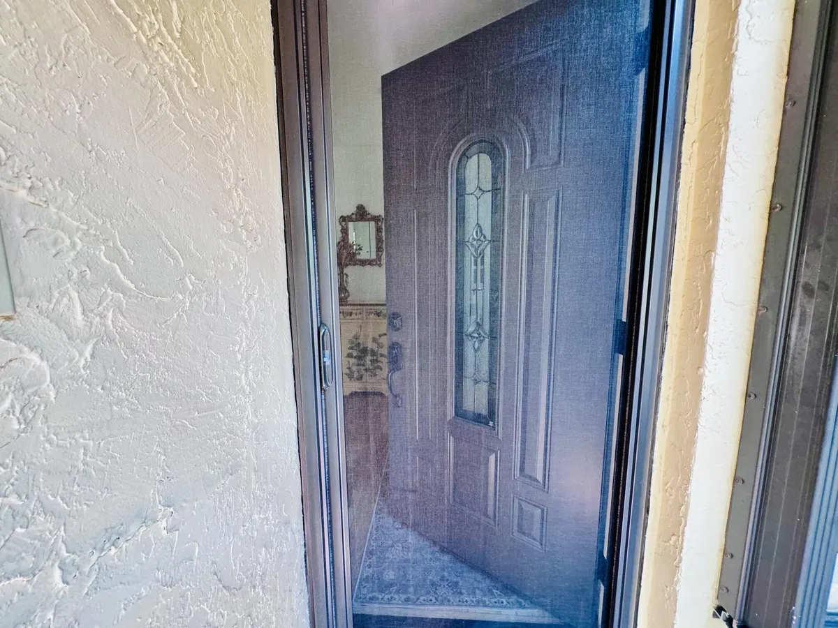 Residence photo 52