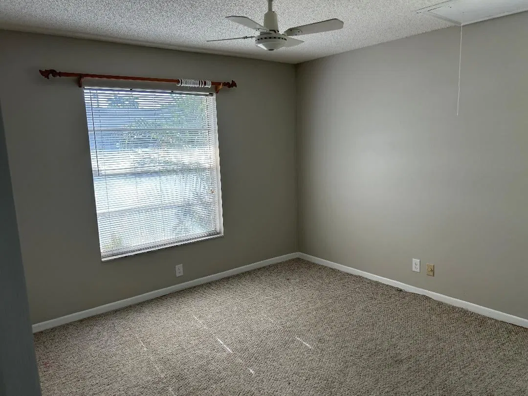 Residence photo 16