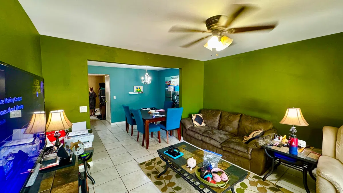 Residence photo 19