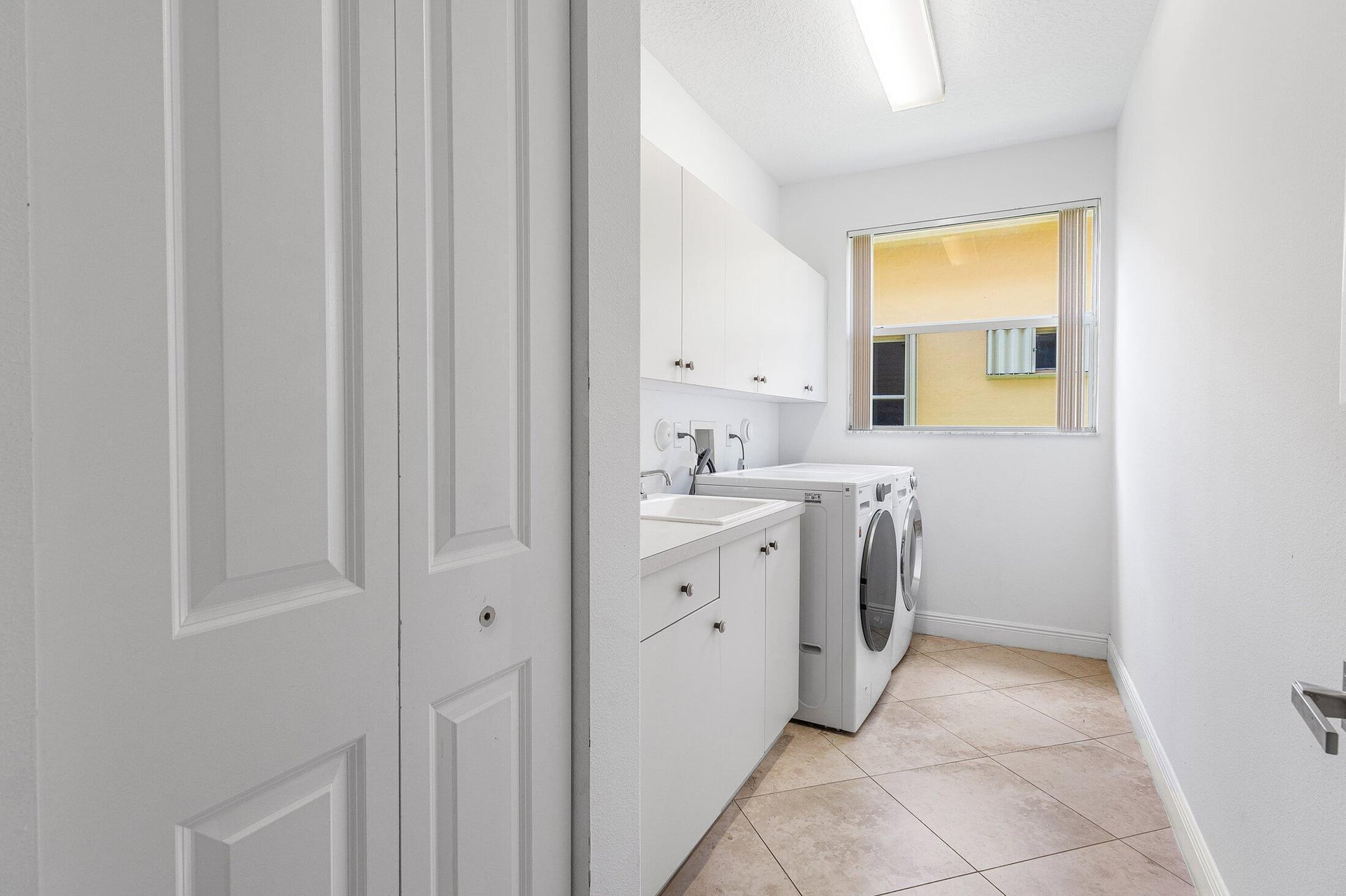Residence photo 28