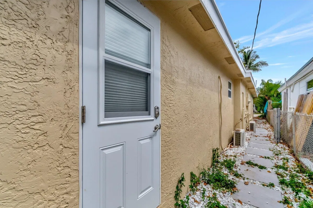 Residence photo 49