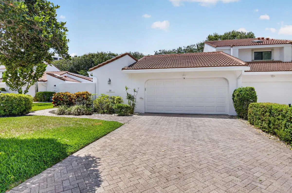 Boca West Country Club Residence