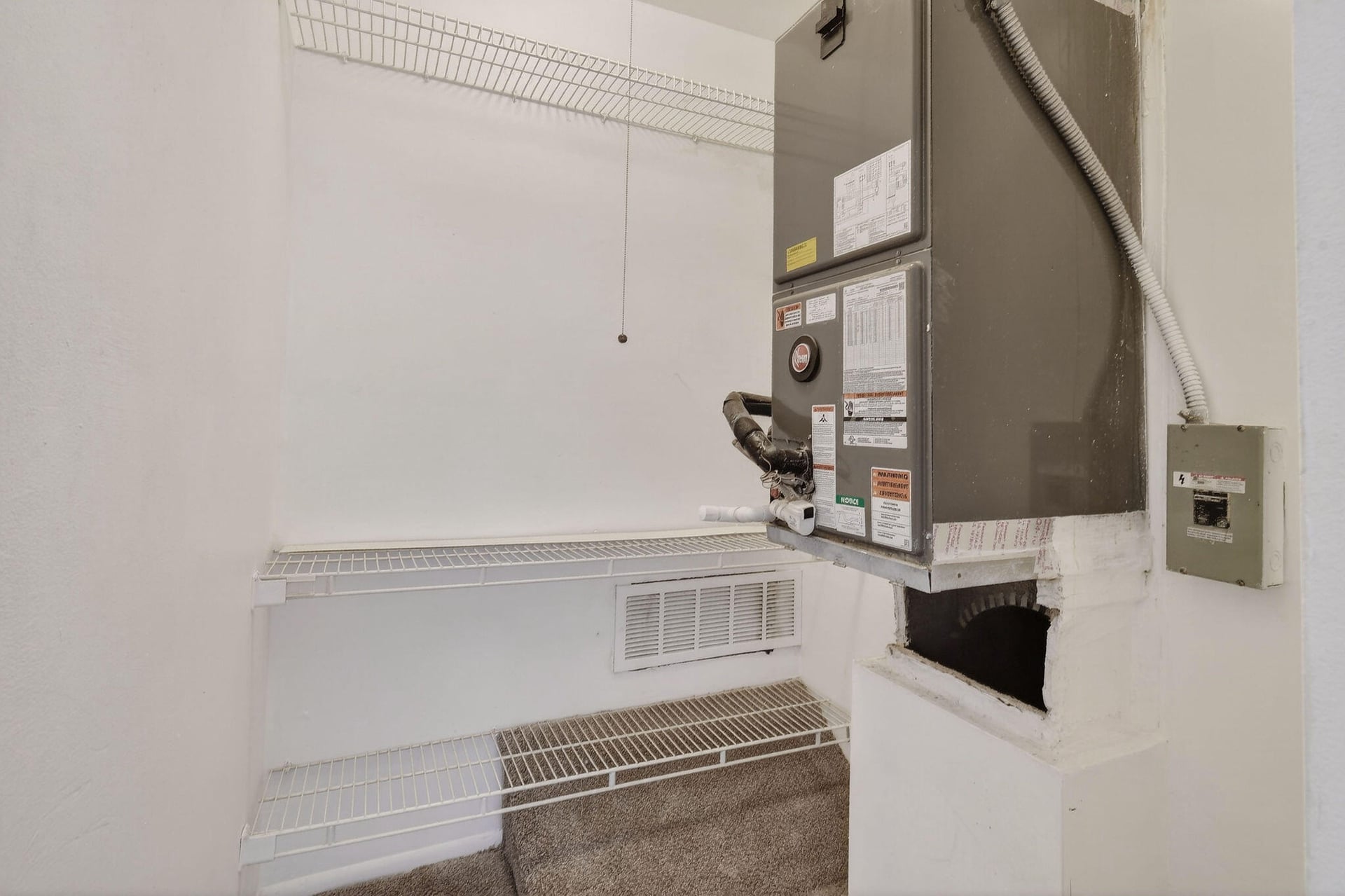  Unit B photo 43