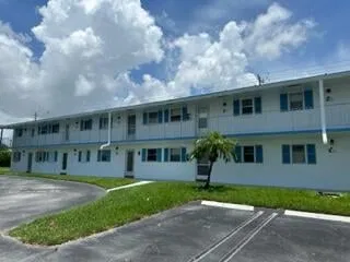 Unit 210 photo 7