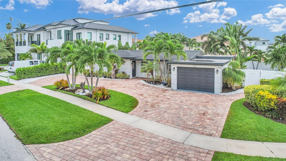 Boca Harbour Residence