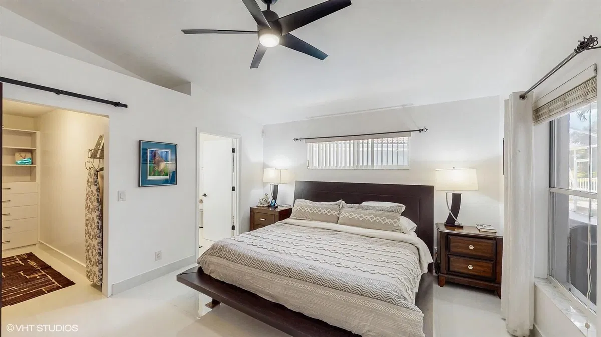 Residence photo 13