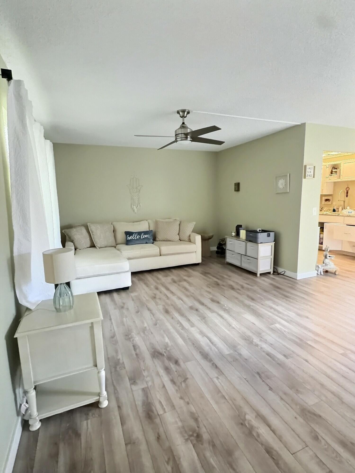 Residence photo 4