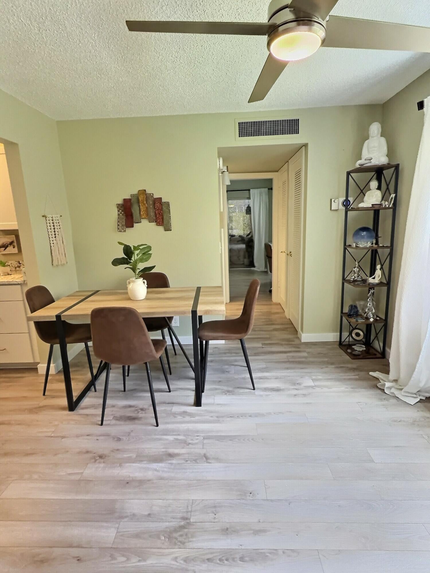 Residence photo 7