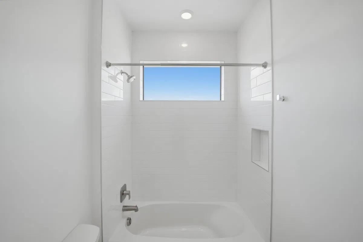 Whitmore Estates Residence photo 28