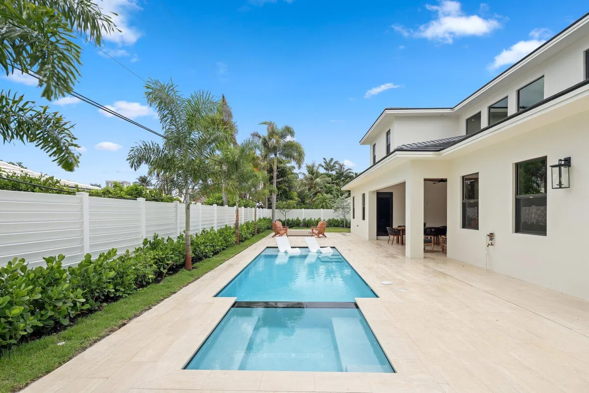 Palm Beach Isles Residence photo 10