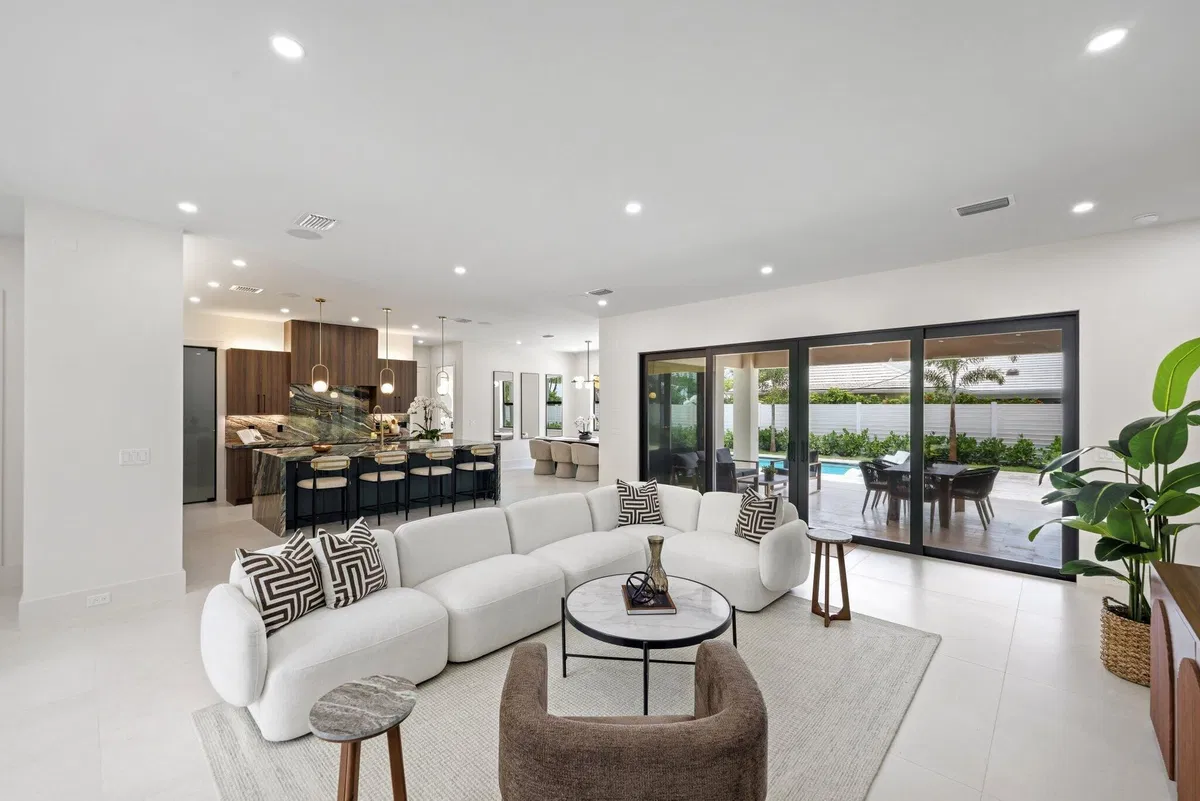 Palm Beach Isles Residence photo 22