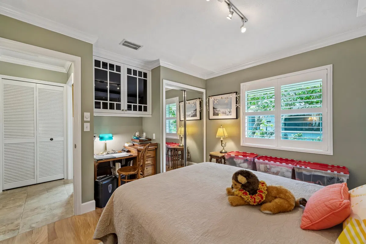 Residence photo 19