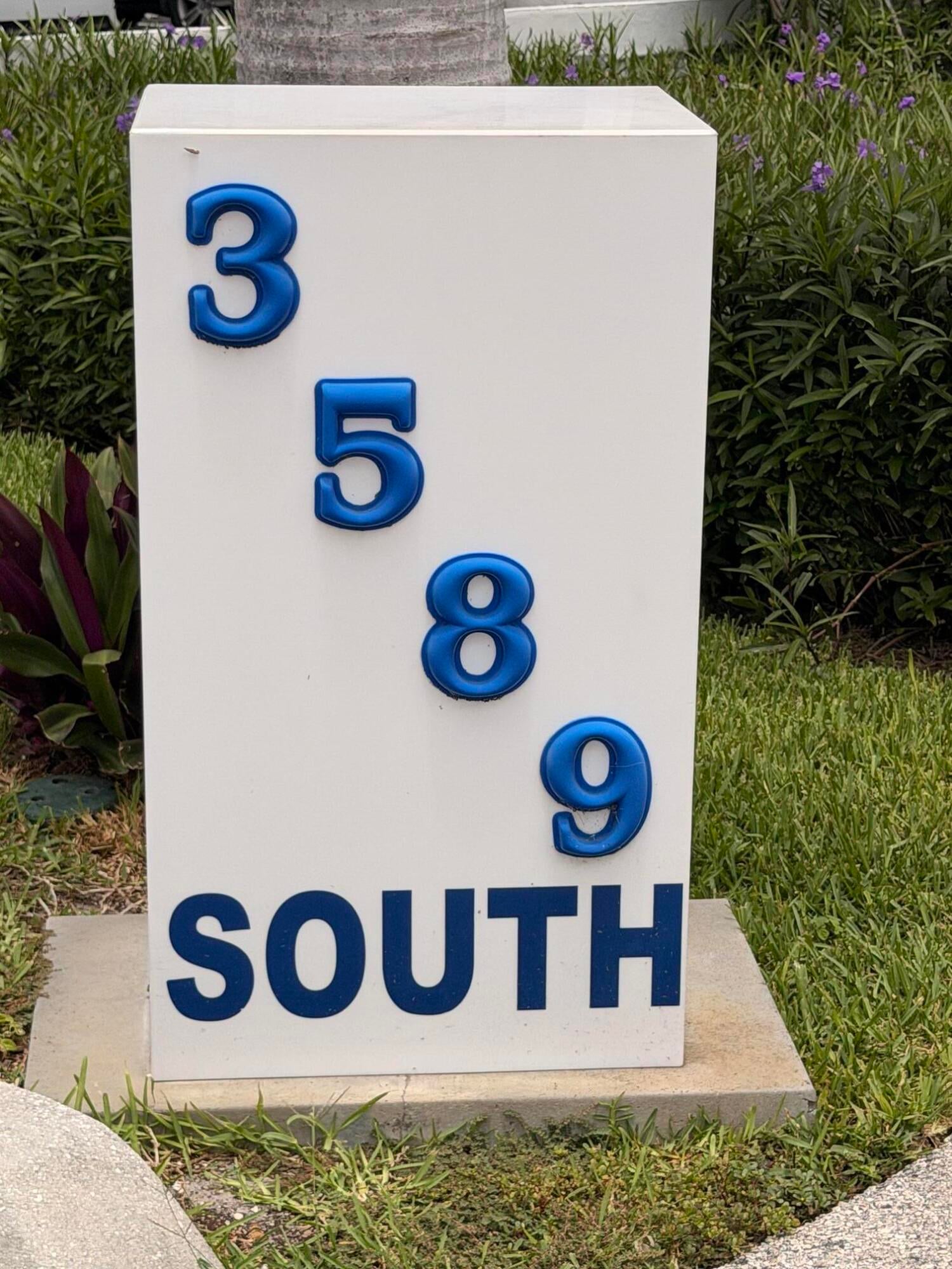 Unit 404 photo 46