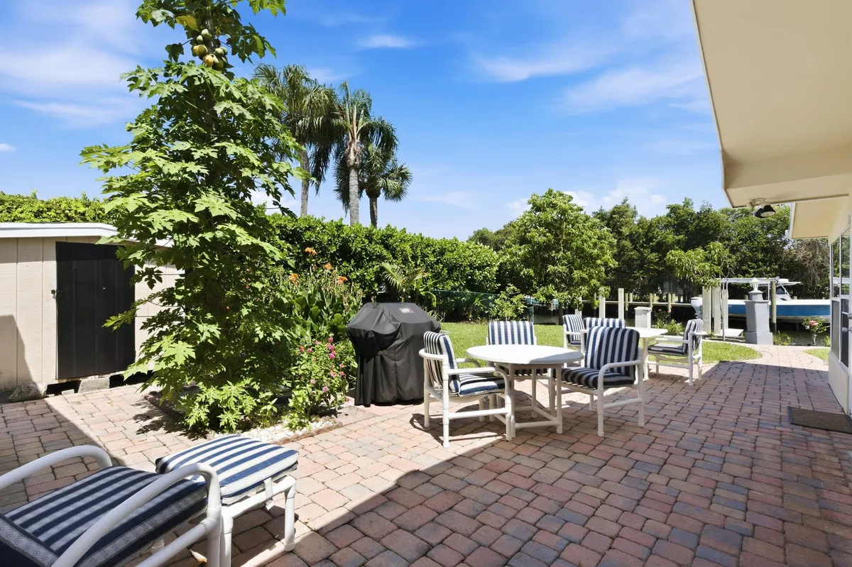 Residence photo 31