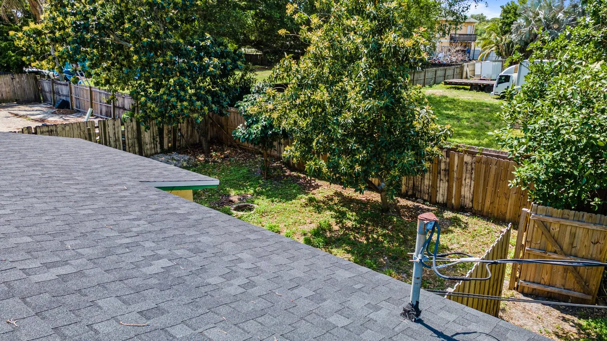  Residence photo 13