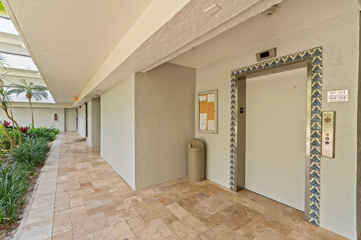 Unit 603 photo 34
