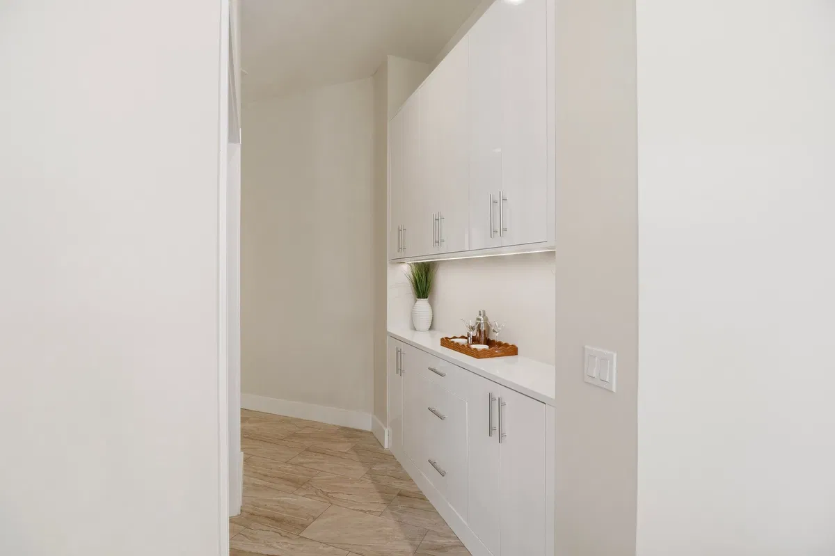  Residence photo 25