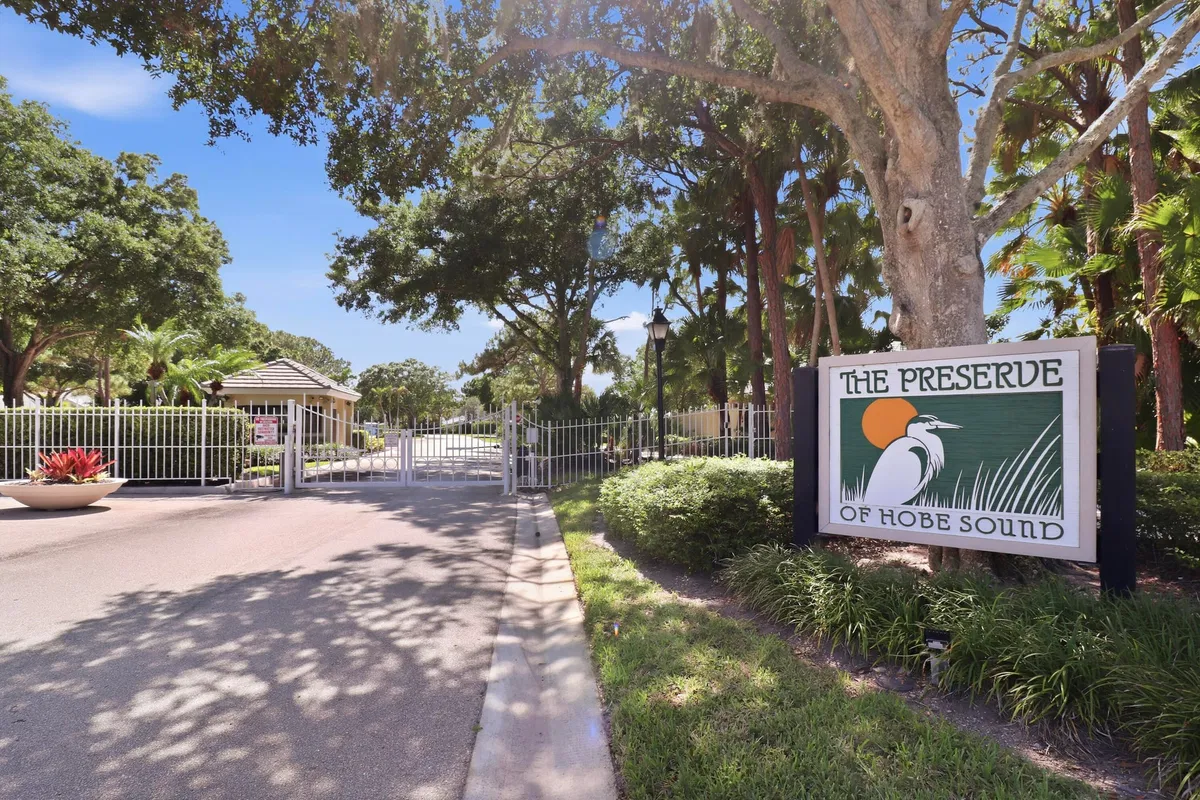  Residence photo 43