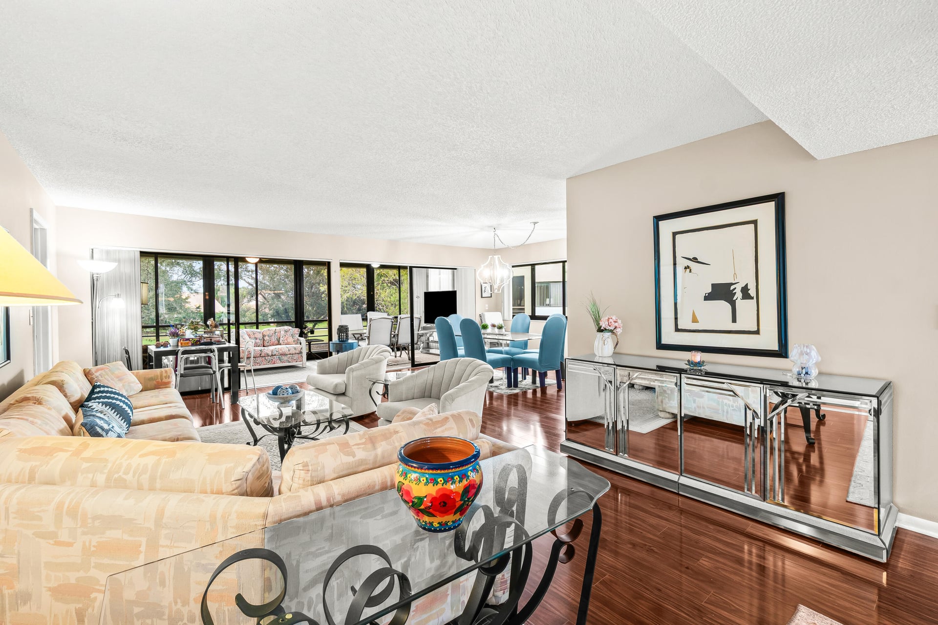 Residence photo 4