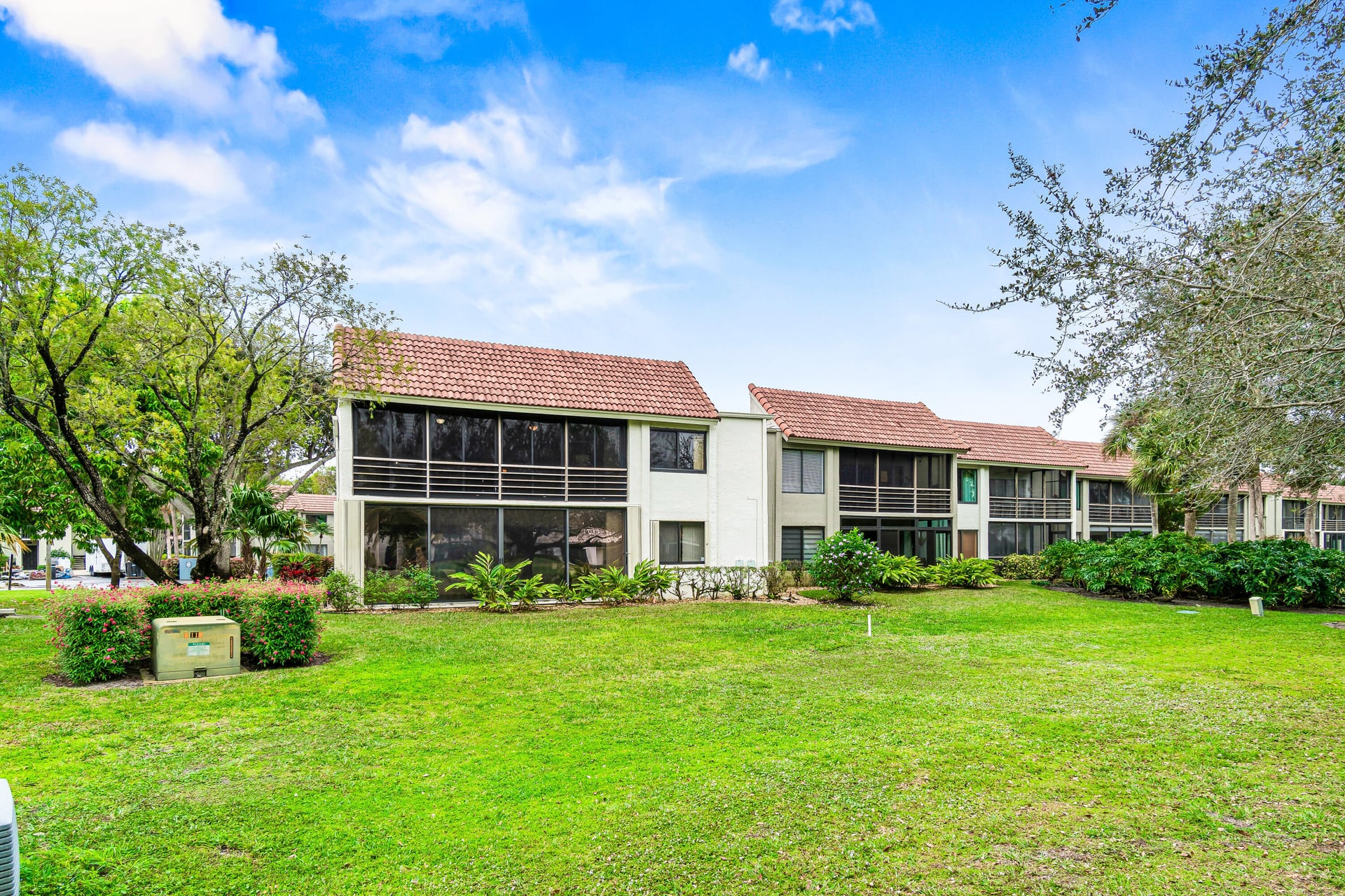 Residence photo 31