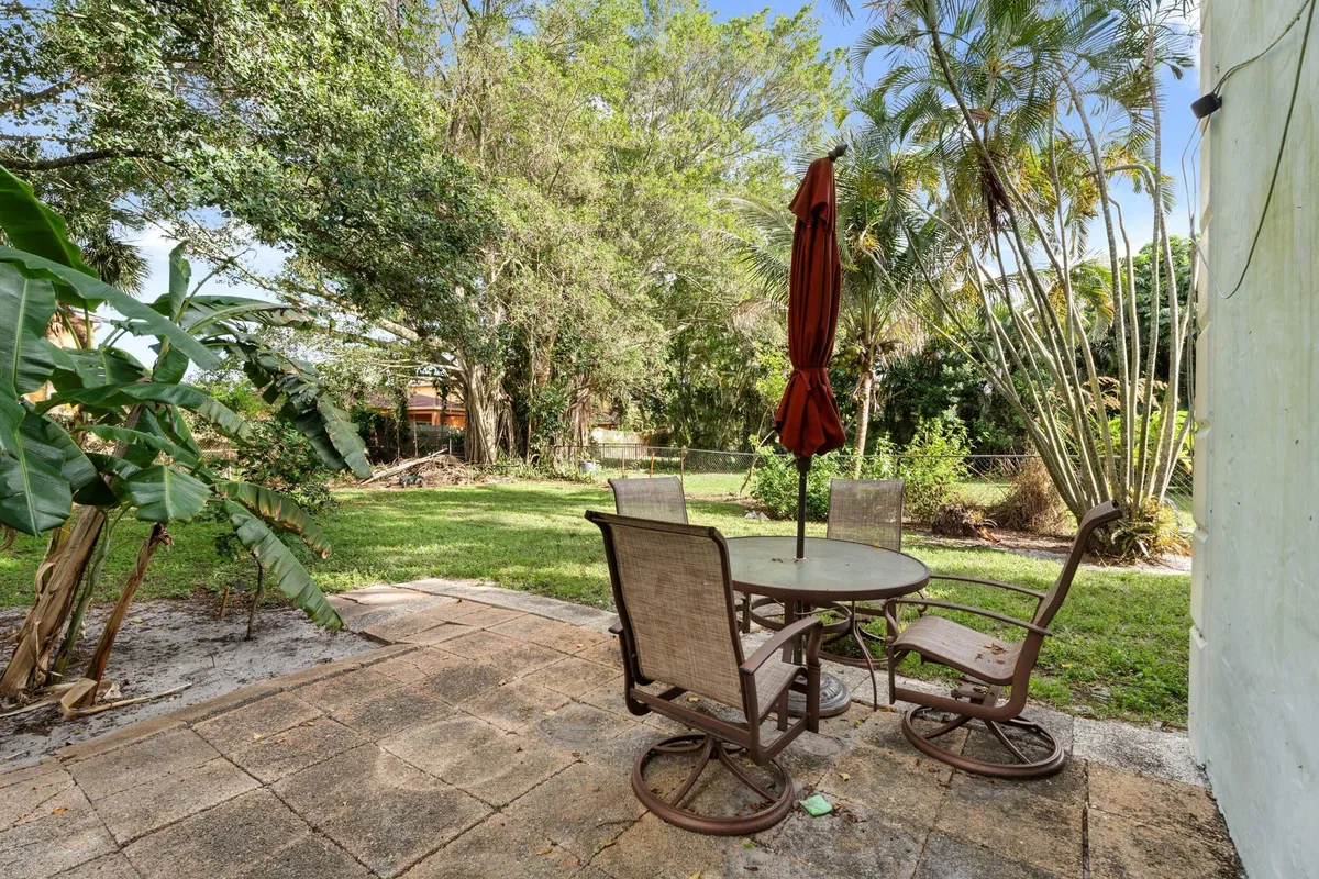 Residence photo 28