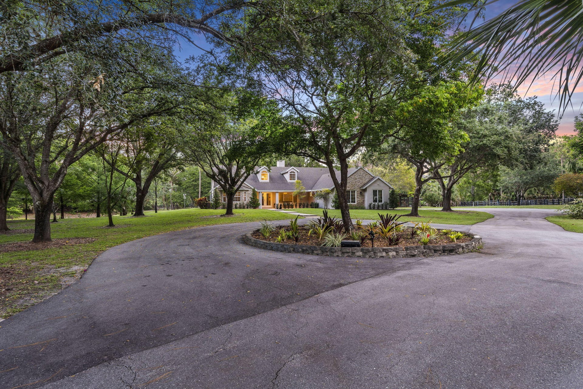 Residence photo 13