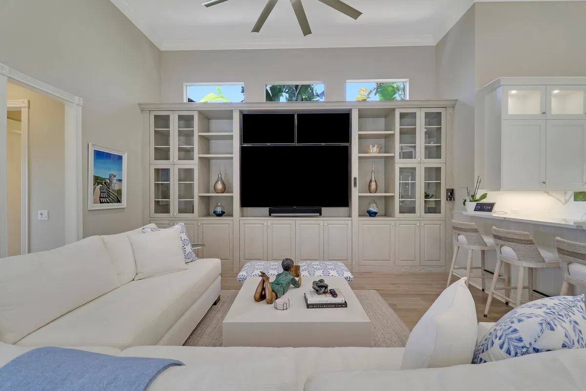 Jupiter River Estates Residence photo 25