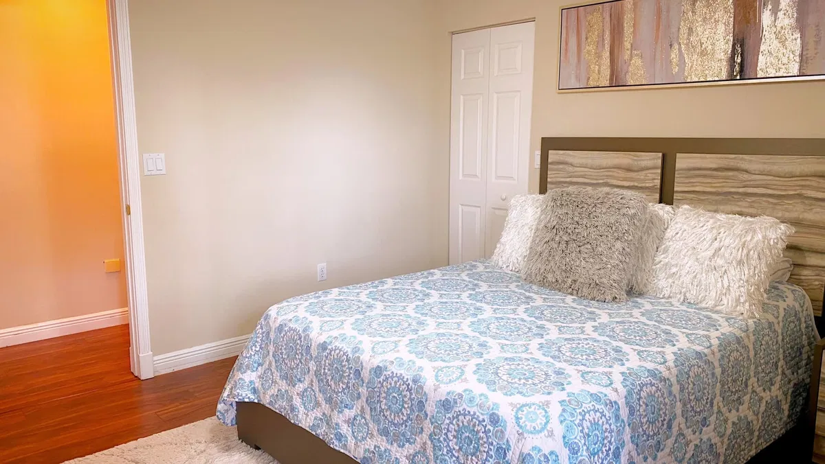 Residence photo 52