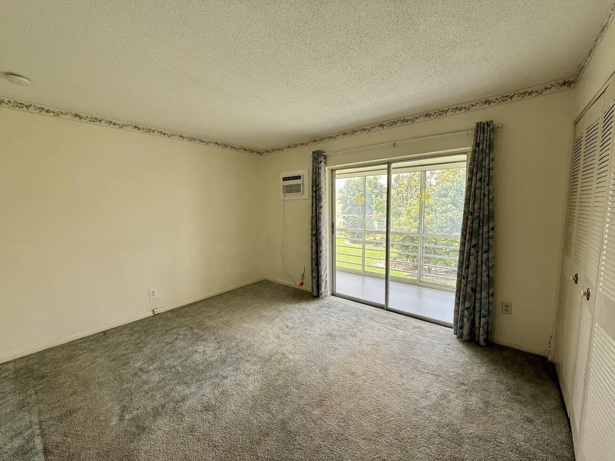 Residence photo 7