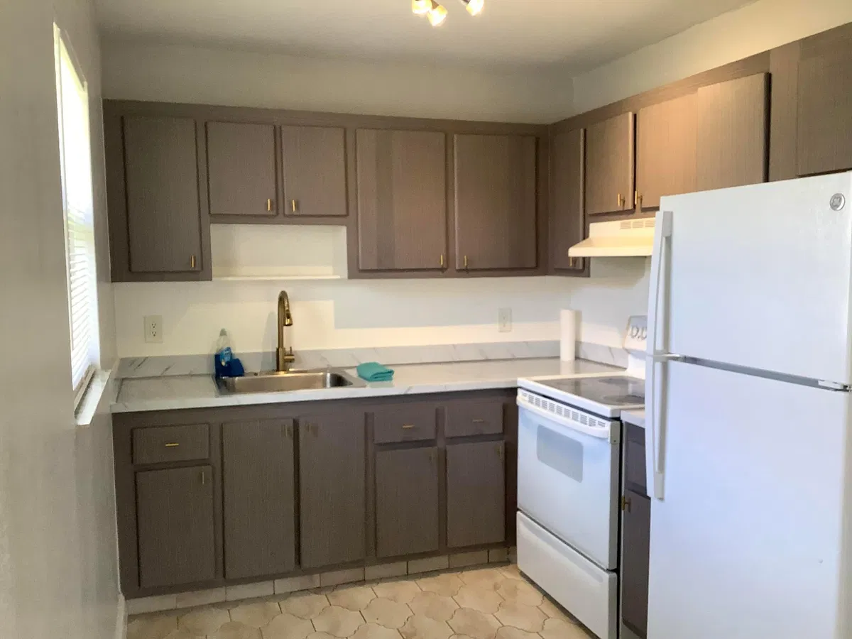 Unit 189 photo 4