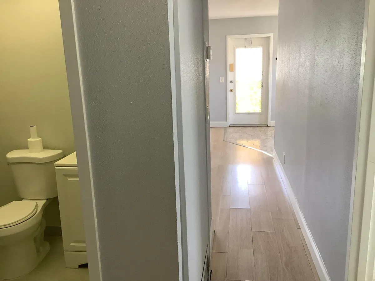 Unit 189 photo 16