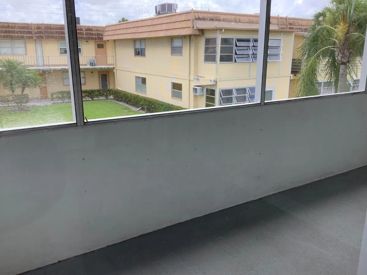 Unit 189 photo 19