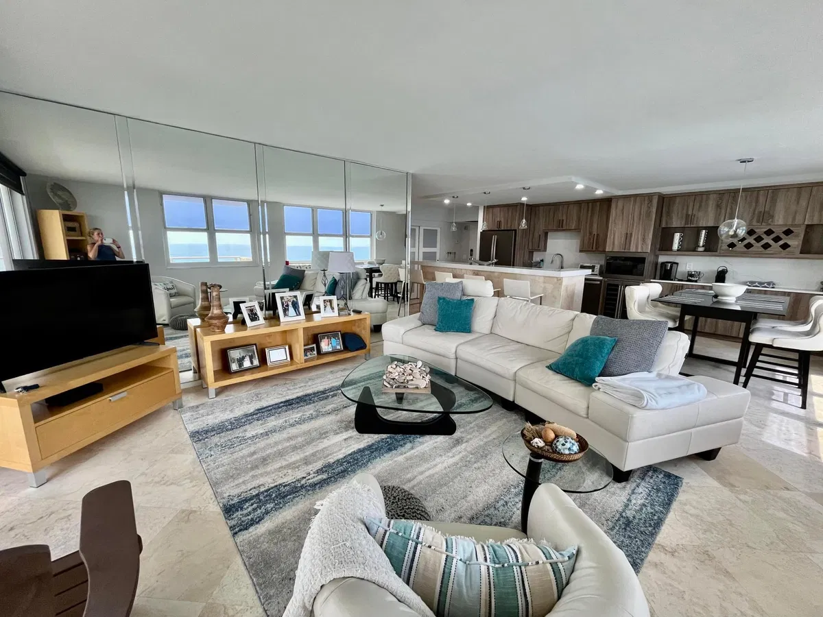 Aquarius Condominium Unit 1107 photo 10