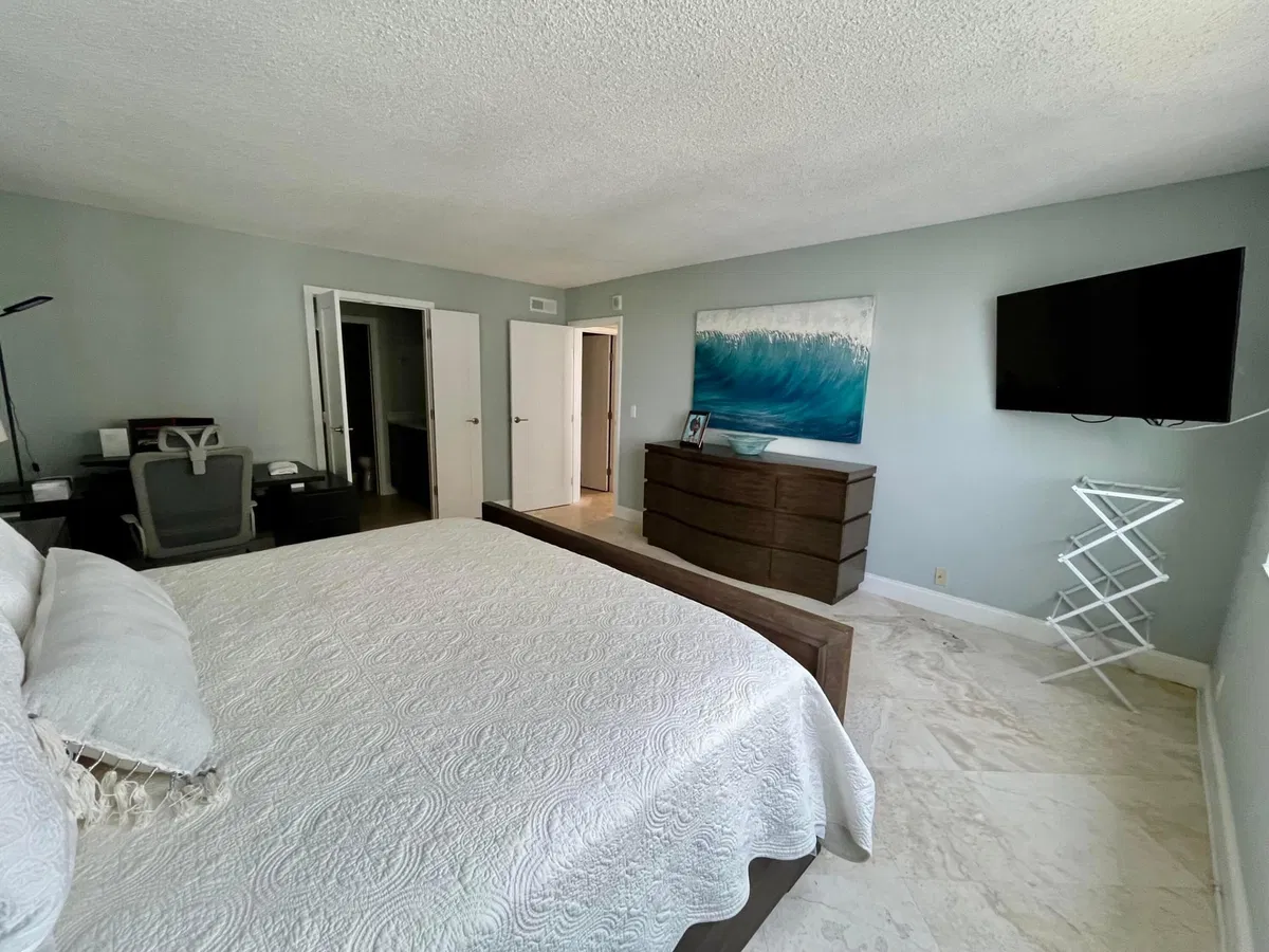 Aquarius Condominium Unit 1107 photo 28