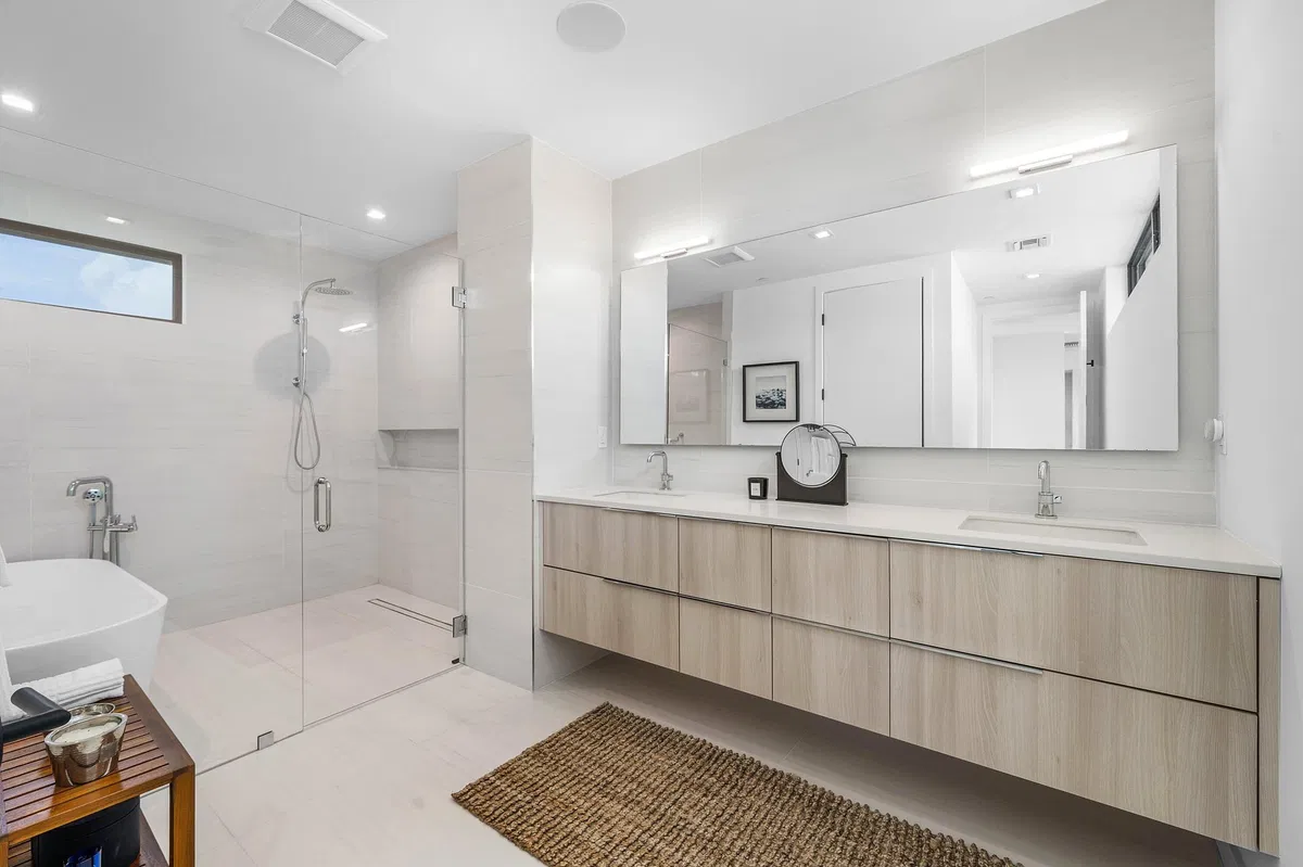 Residence photo 46