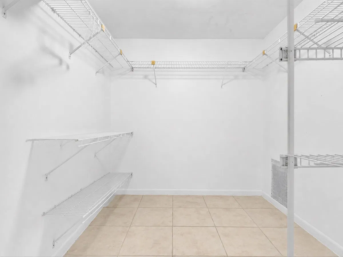  Residence photo 19