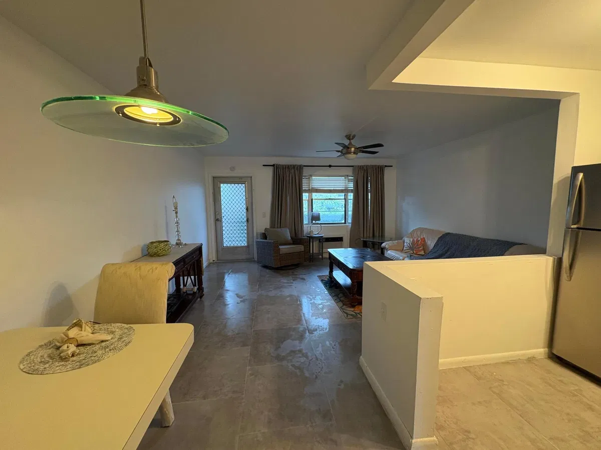  Residence photo 7