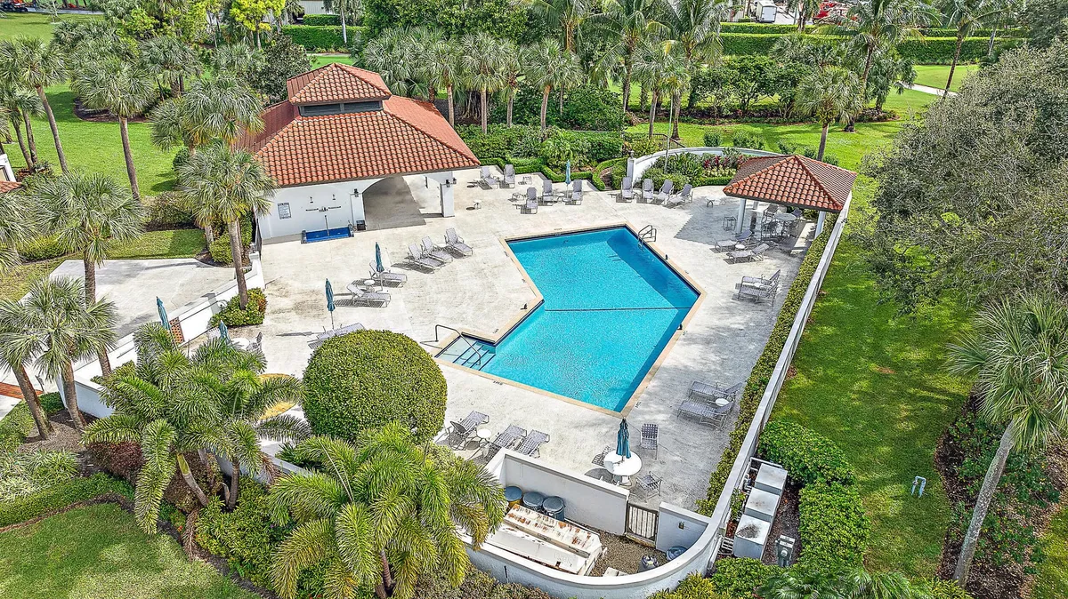 Jonathan's Landing Jupiter FL Unit 118 photo 16
