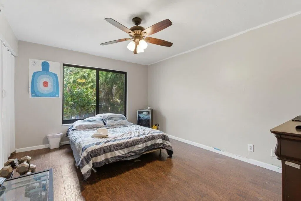 Residence photo 31