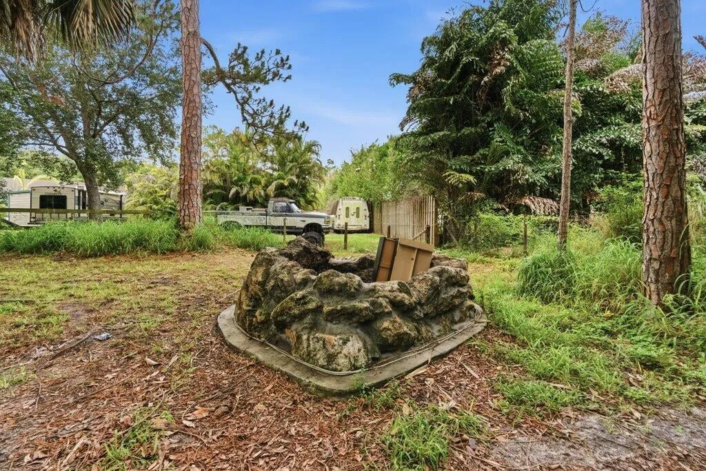 Residence photo 49