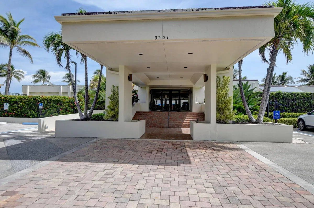 3420 S Ocean Unit 12t photo 91