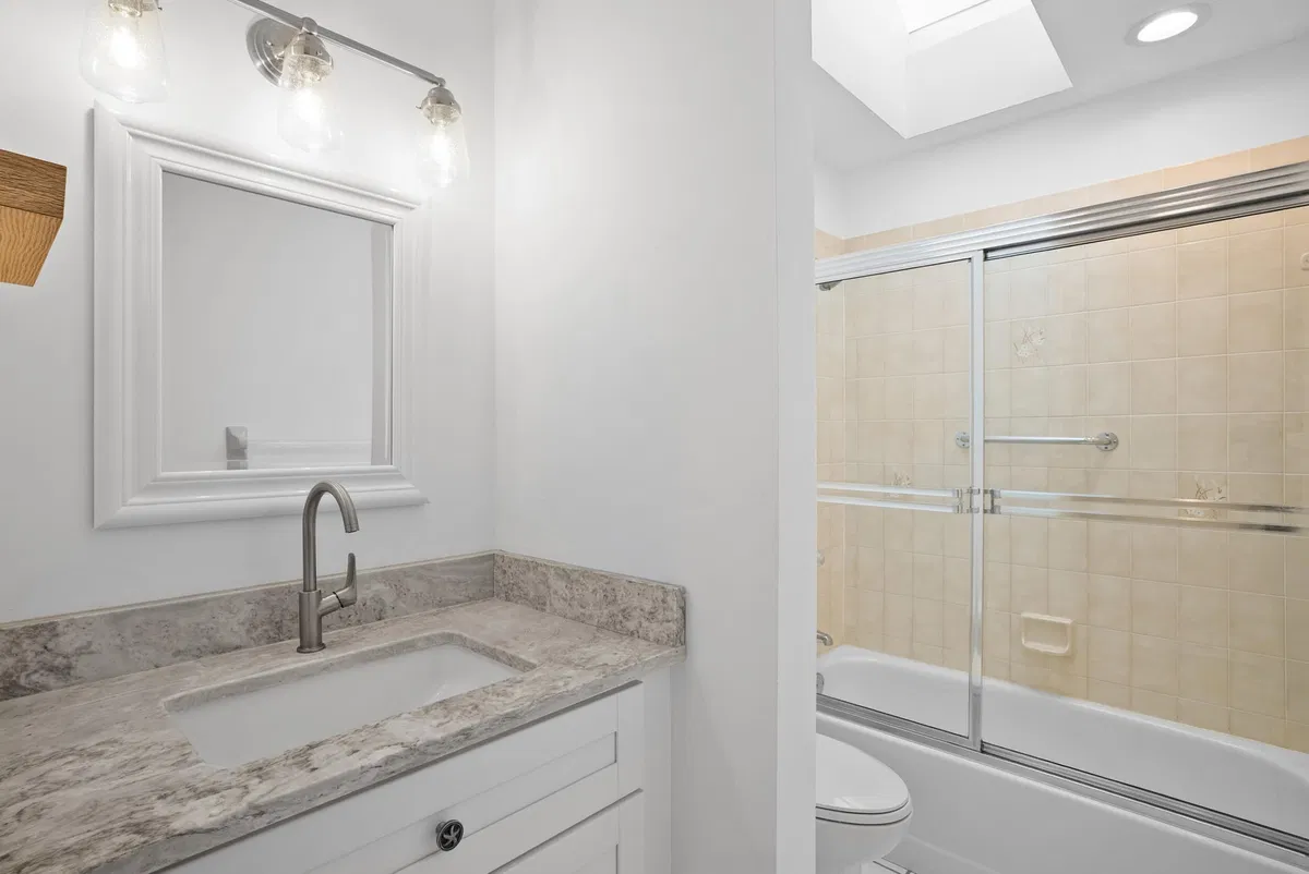 Residence photo 19