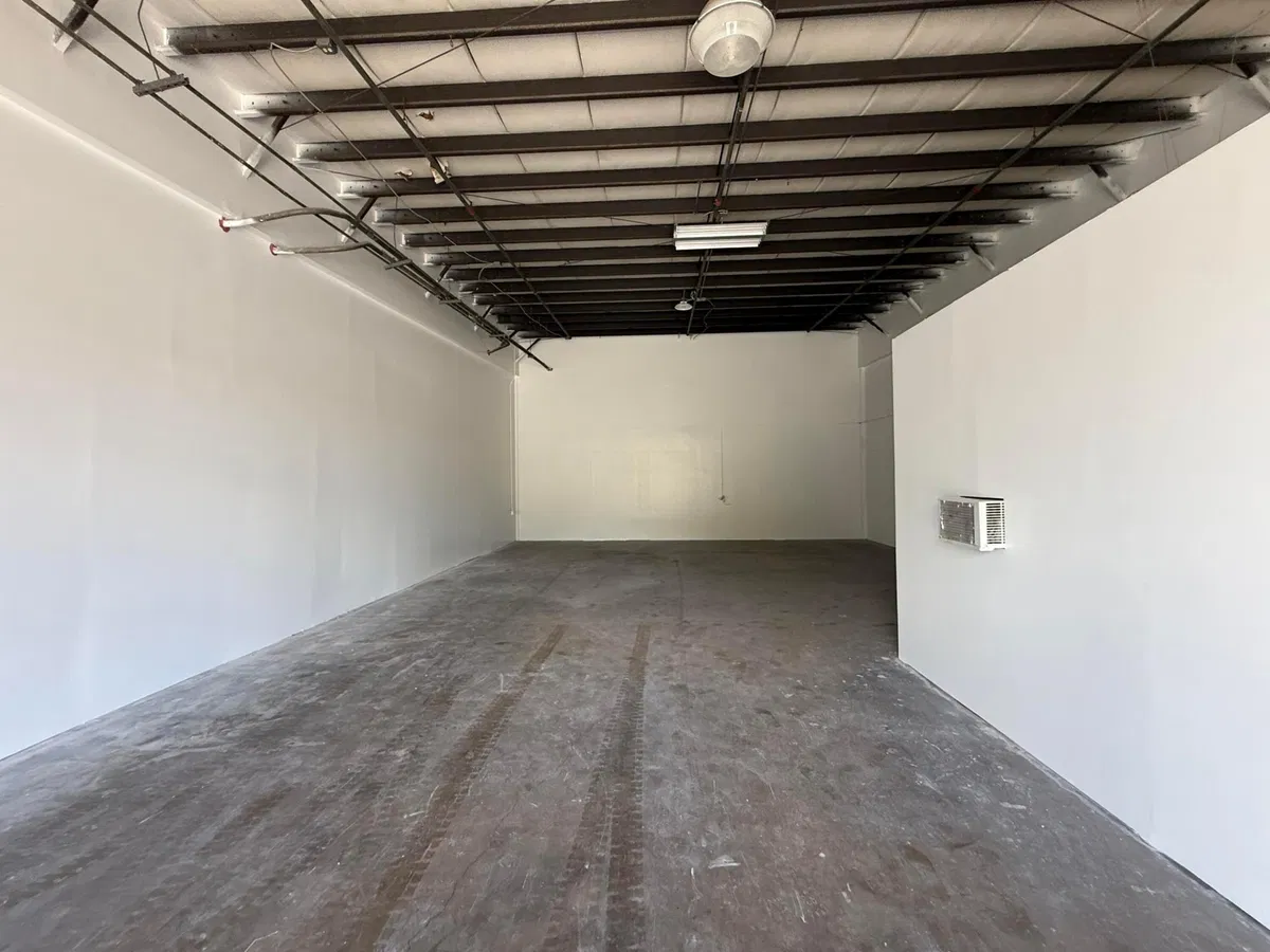 Unit 108 photo 10