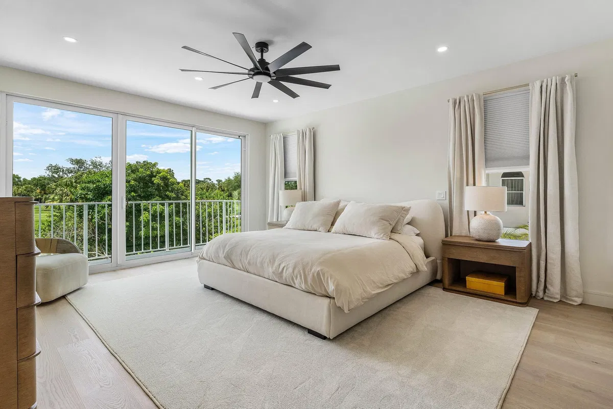 Residence photo 25