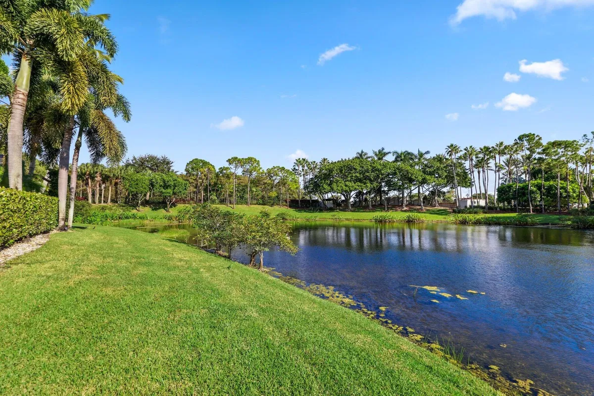 Saturnia Boca Raton Residence photo 40