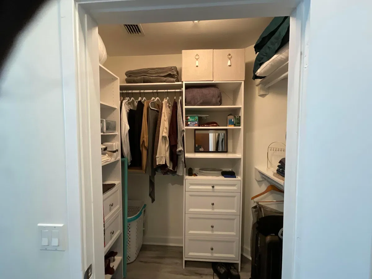 The Edge Unit 328 photo 16
