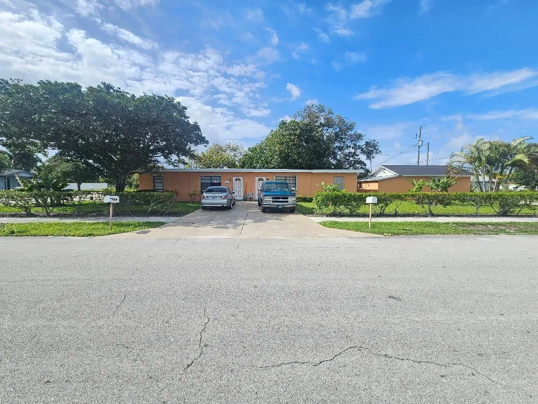 Downtown Delray Beach Residence