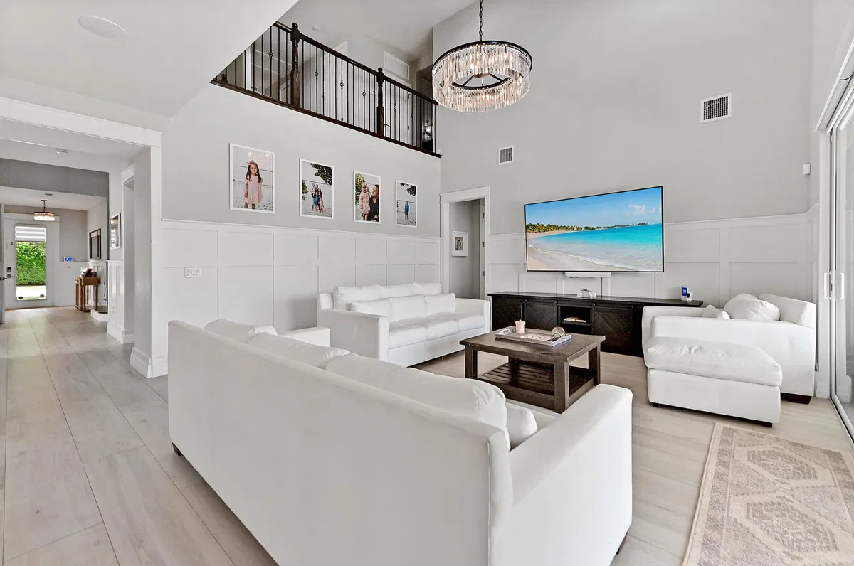 Residence photo 16