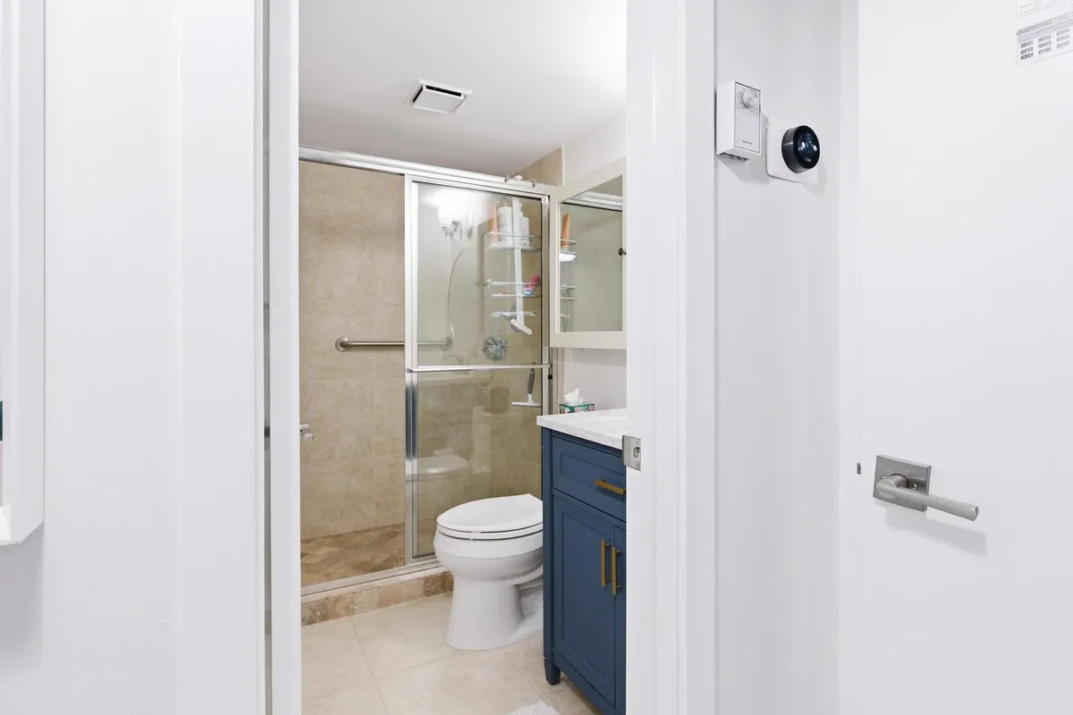 Unit Apt 106 photo 25
